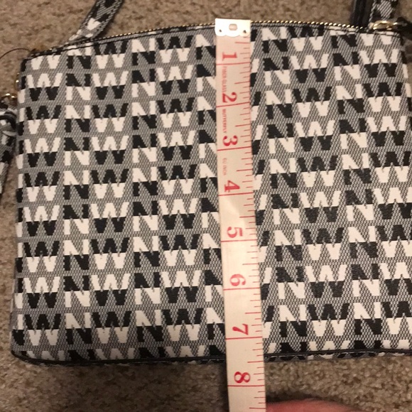 Nine West Logo purse - Picture 11 of 12